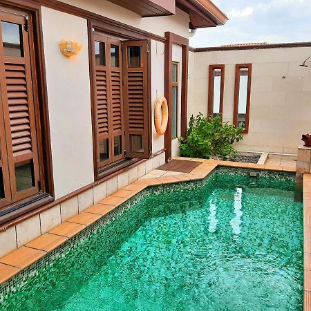 Wonderland Private Pool Villas At Port Dickson Ngoại thất bức ảnh