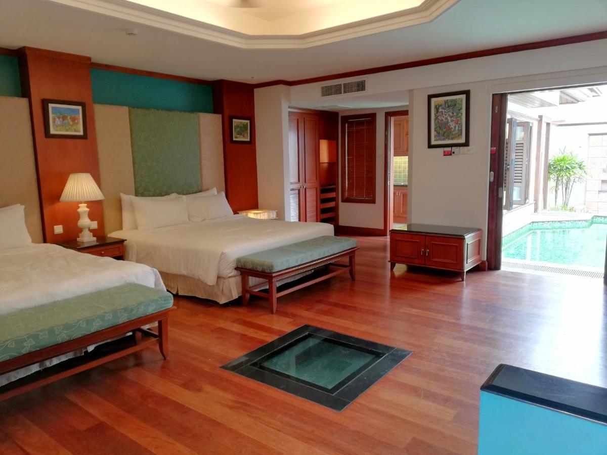 Wonderland Private Pool Villas At Port Dickson Ngoại thất bức ảnh
